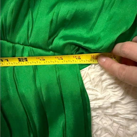 💚 RARE ZARA GREEN PLEATED MIDI DRESS | XS - Picture 9 of 10